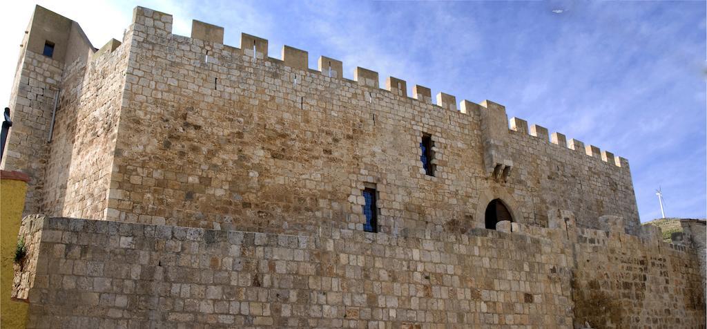 Castillo De Grisel Extérieur photo